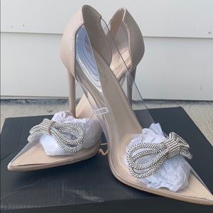 ***Brand NEW**** Rhinestone Rope Studded Pump